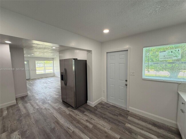 Building Photo - 2161 NW 26th Ave