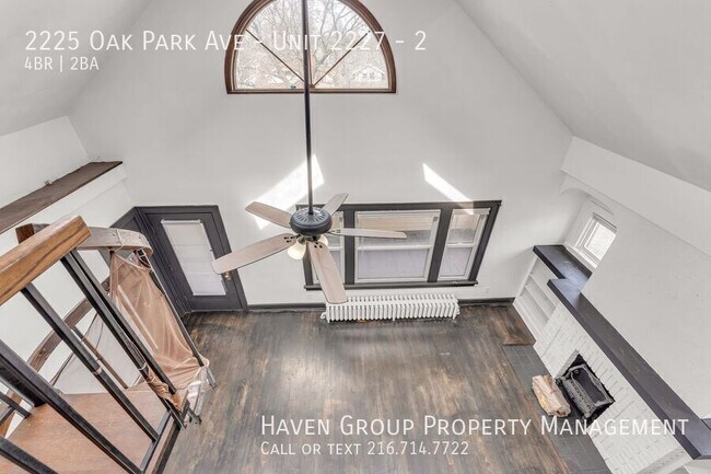 Building Photo - 2225 Oak Park Ave