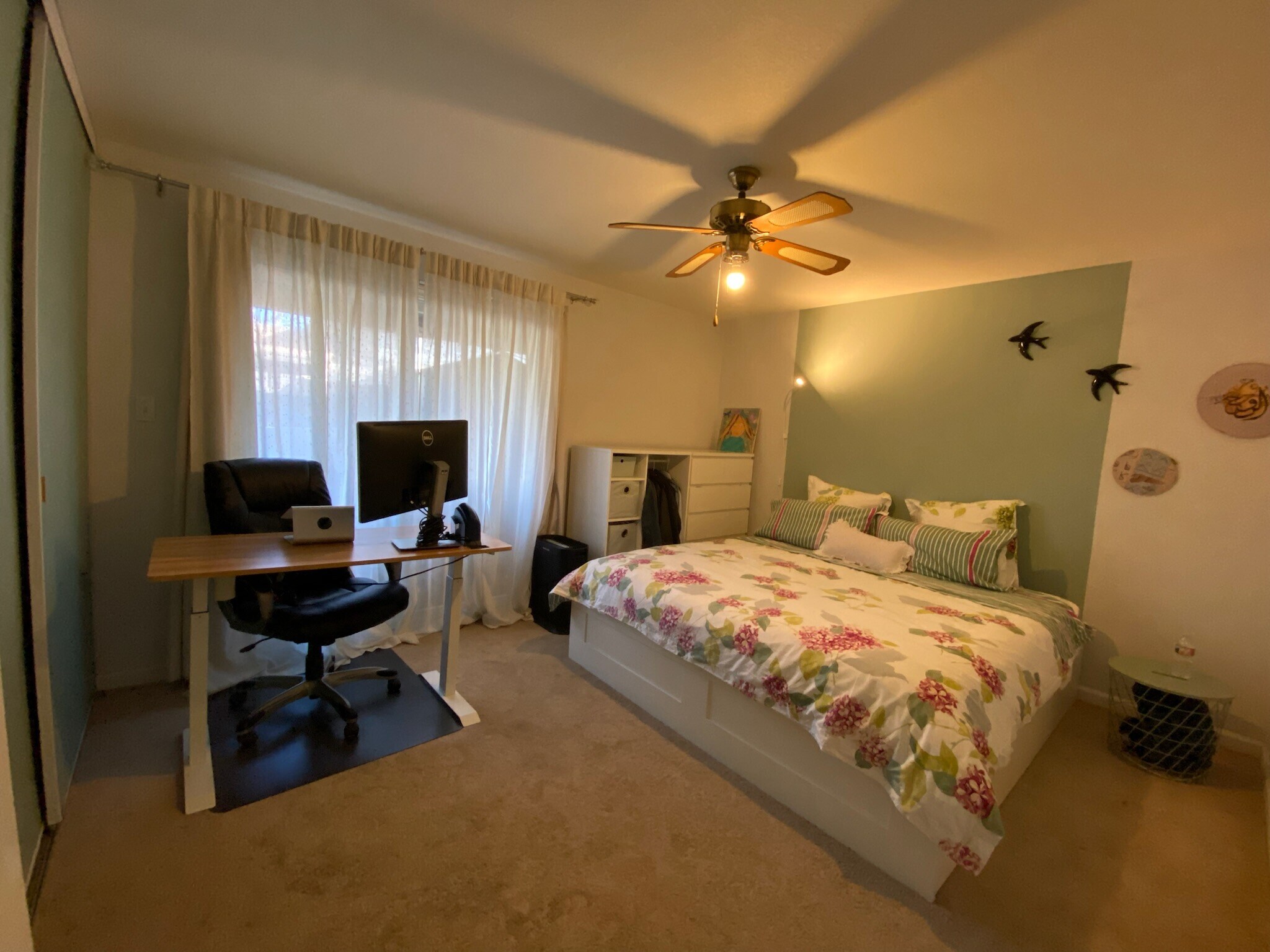 Building Photo - 5484 Roundtree Dr