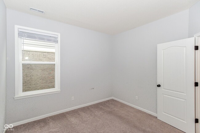 Building Photo - 9924 Mosaic Blue Wy