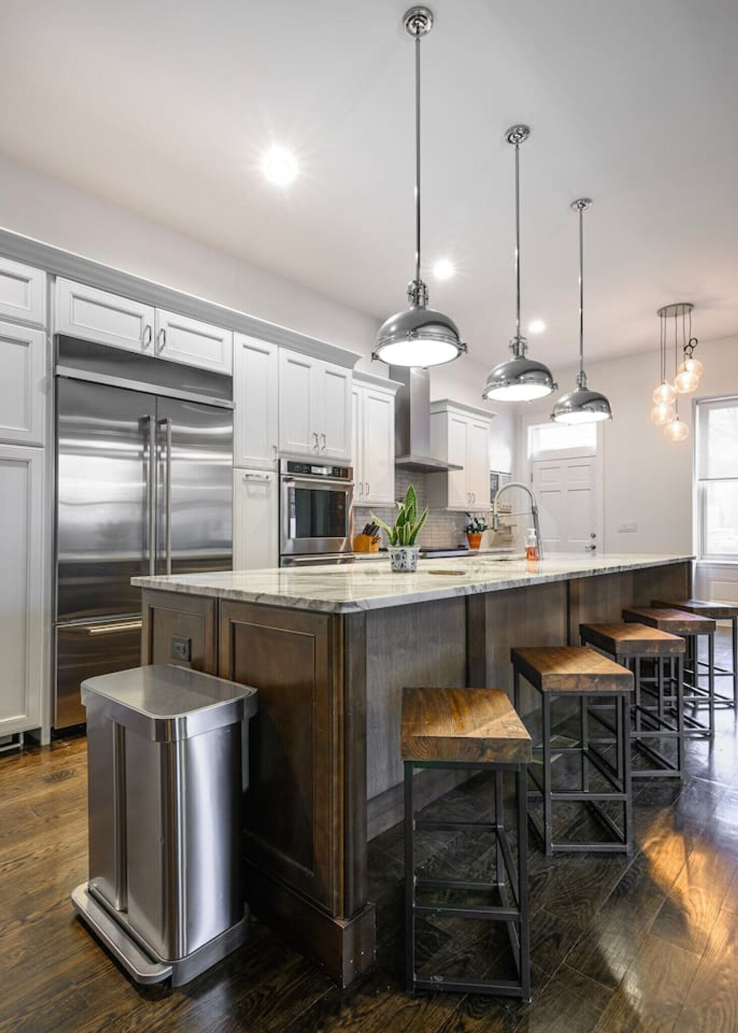 Building Photo - 1421 Elm St