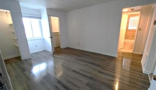 Building Photo - 3116 Fordhaven Rd