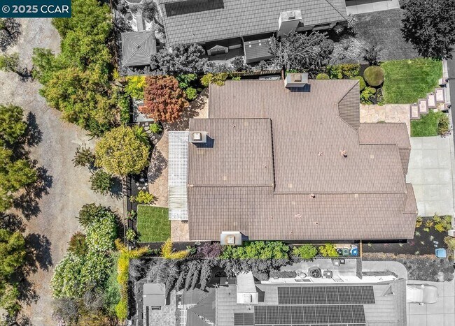 Building Photo - 1143 Cheshire Cir