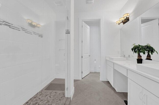 Building Photo - 5308 Sagan Ln
