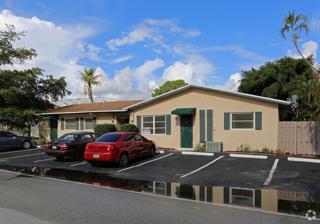 Primary Photo - Cedarwood Court