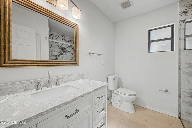 Building Photo - 5120 E Alberta Dr