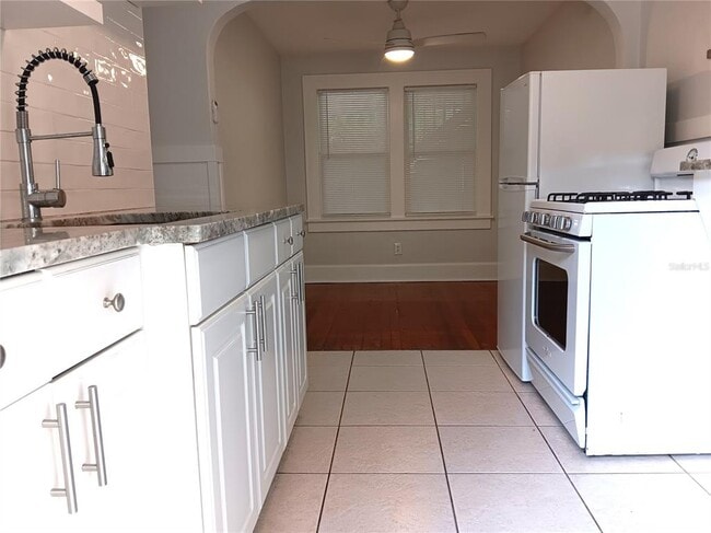 Building Photo - 763 31st Ave N