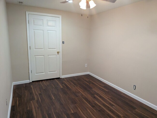 Building Photo - 4108 Cedar Crest Ln