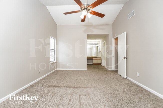 Building Photo - 3931 Springleaf Dr