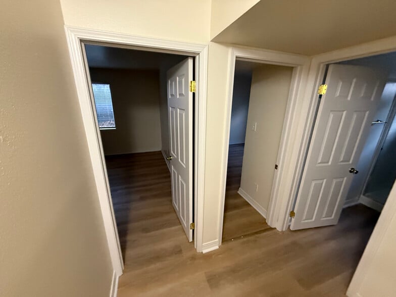 Building Photo - 5380 S Prescott St