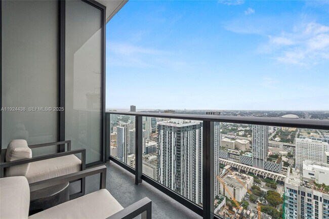 Building Photo - 159 NE 6th St