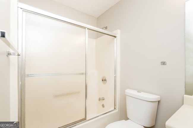 Building Photo - 120 Hearth Way