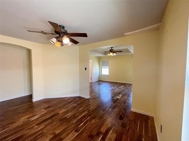 Building Photo - 3906 Haleys Way