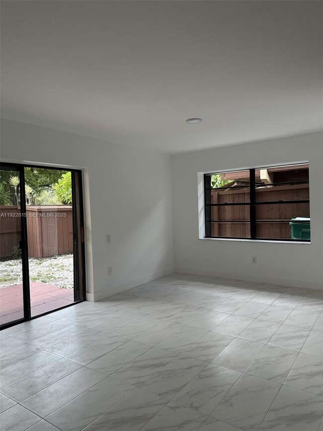 Building Photo - 7123 SW 115th Pl