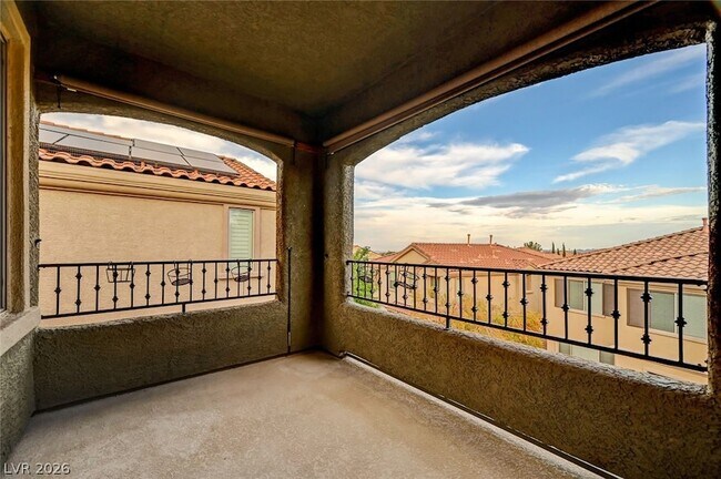Building Photo - 11821 Luna Del Mar Ln
