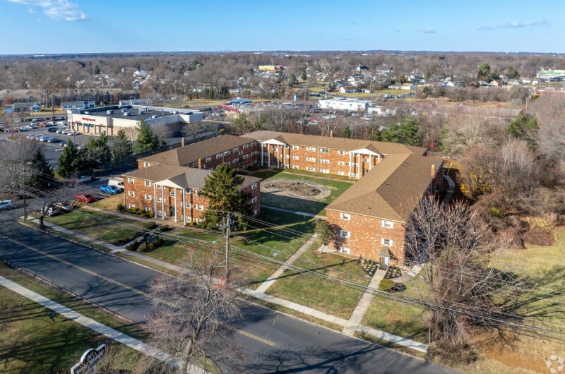 Primary Photo - 3110 Knights Rd
