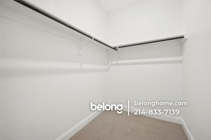 Building Photo - 611 Marigold Hl Wy