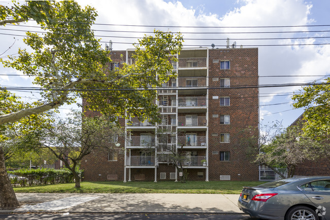 Building Photo - Essex Terrace