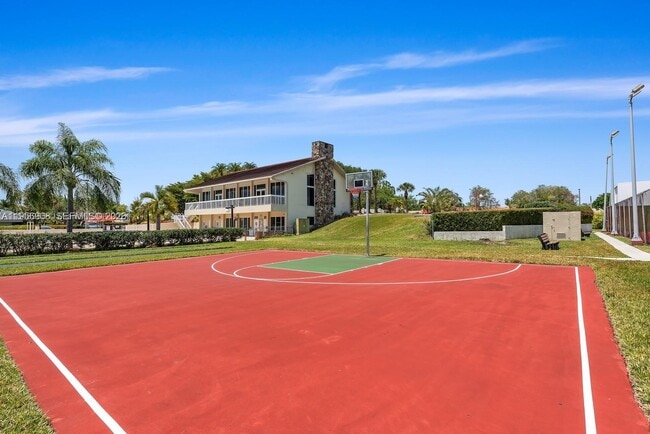 Building Photo - 7900 Camino Cir