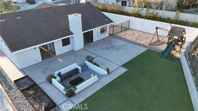 Building Photo - 2919 Estancia