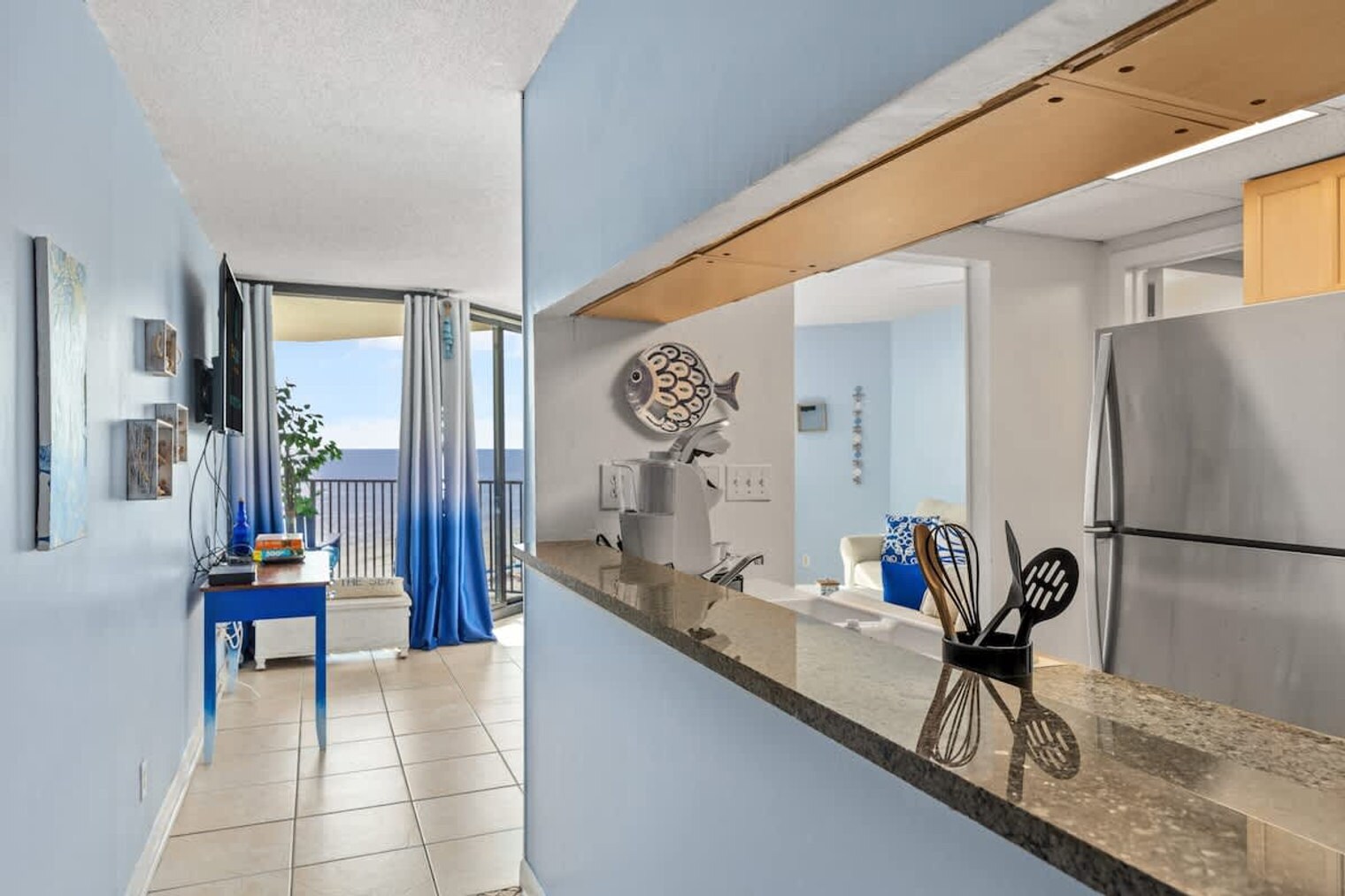 Building Photo - 9850 S Thomas Dr