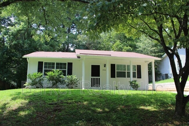 Primary Photo - 7520 Stuart Dr
