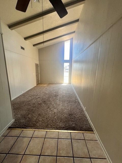 Building Photo - 3402 70th Dr