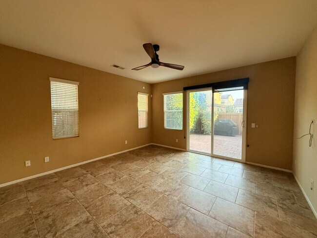 Building Photo - 1824 Wolf Canyon Loop