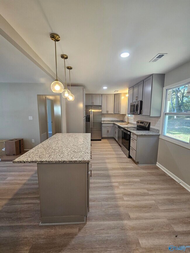 Building Photo - 3210 Delia Ln NW