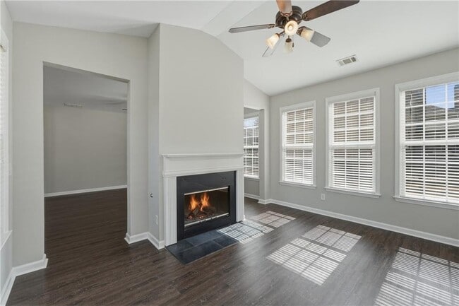 Building Photo - 5375 Concord Downs Dr