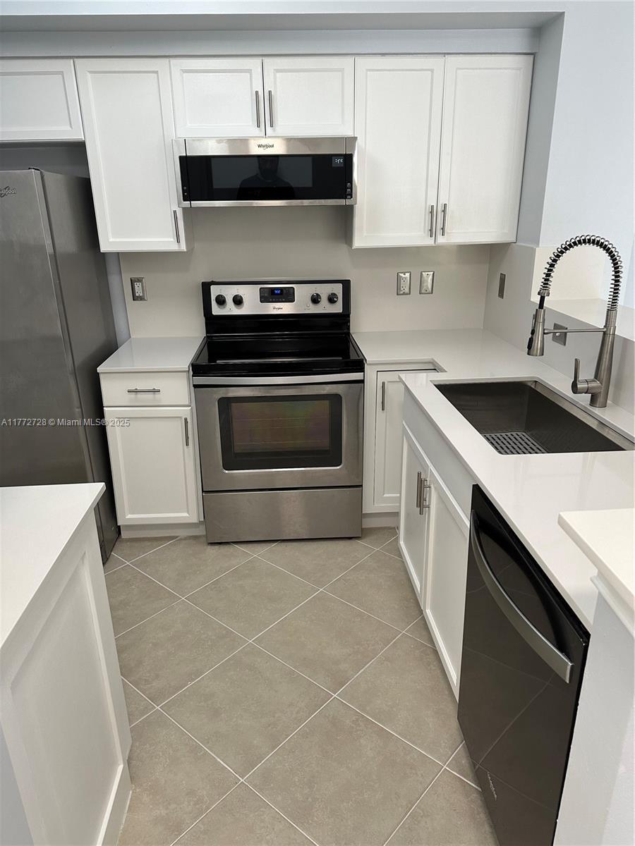 SO FLO Real Estate Group 2320 E PRESERVE WAY APT 301 MIRAMAR - 2320 E Preserve Way