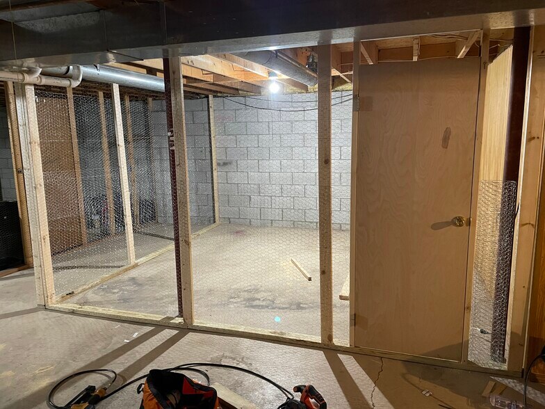 Building Photo - 522 Grand Ave