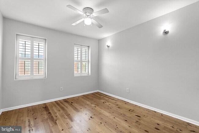 Building Photo - 1405 Reynolds St