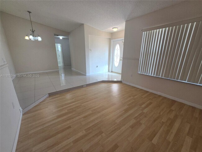 Building Photo - 894 NW 134th Pl