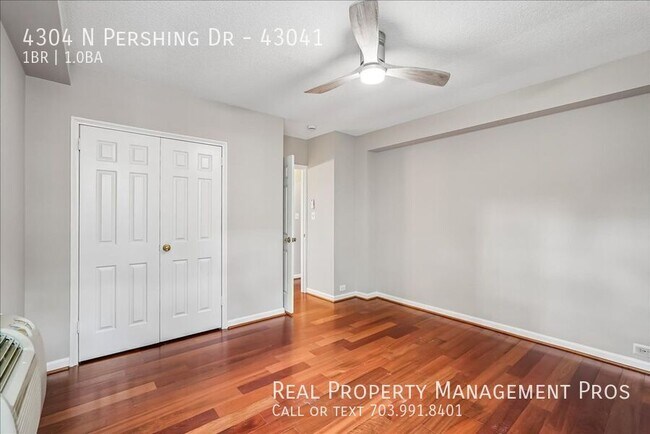 Building Photo - 4304 N Pershing Dr