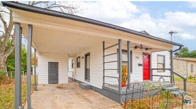 Building Photo - 506 Goodnight Dr