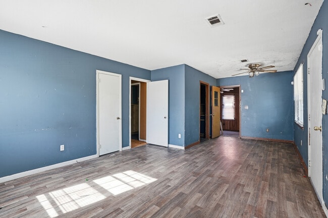 Building Photo - 2683 21st St