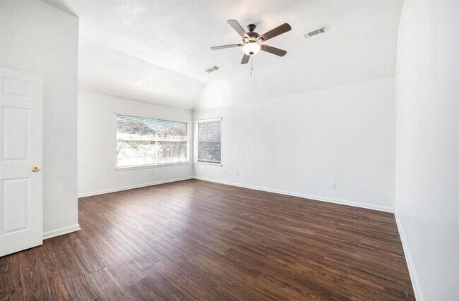 Building Photo - 17811 Scrub Oak Dr