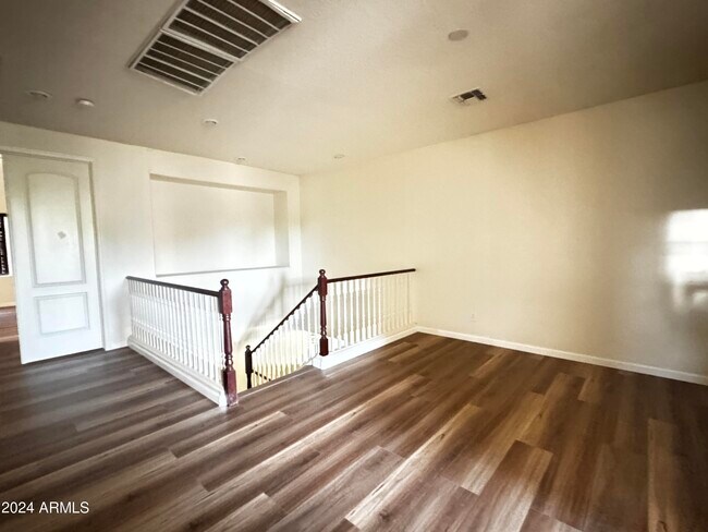 Building Photo - 502 E Kaibab Pl
