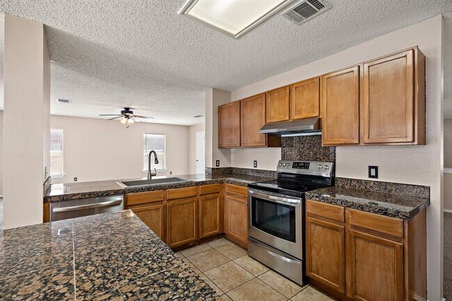 Building Photo - 12943 Dionysus Dr