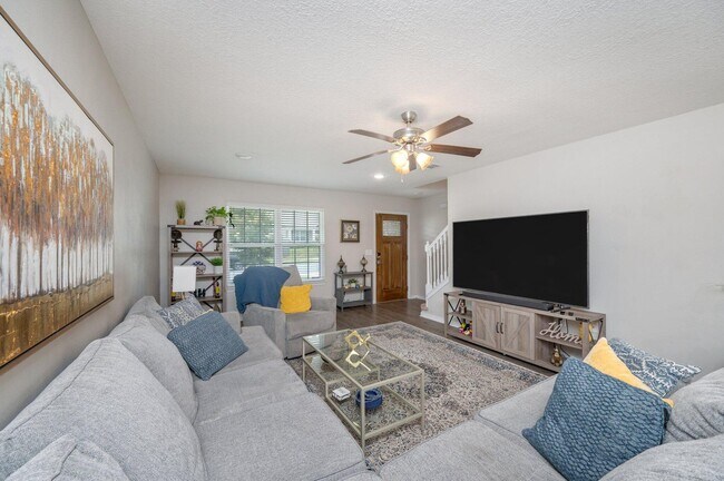 Building Photo - 202 Wainwright Dr