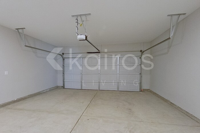 Building Photo - 5147 Cobalt Fls Bnd
