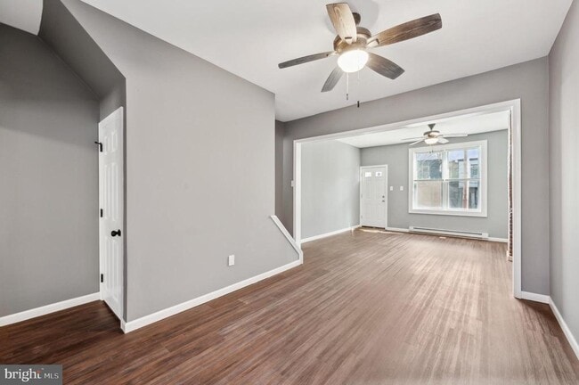 Building Photo - 2534 N Stanley St