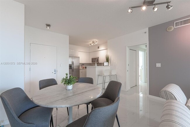 Building Photo - 335 S Biscayne Blvd