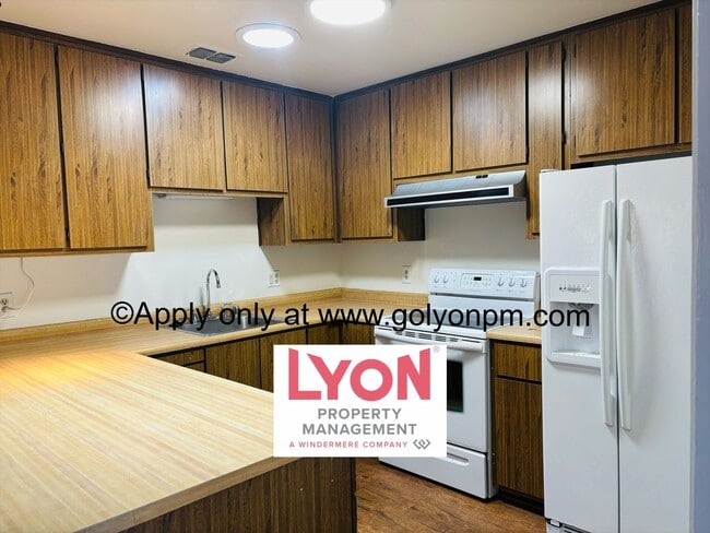 Building Photo - Coming Soon! Charming 2-bedroom, 2-bath Home with Modern Amenities and Ample Space!