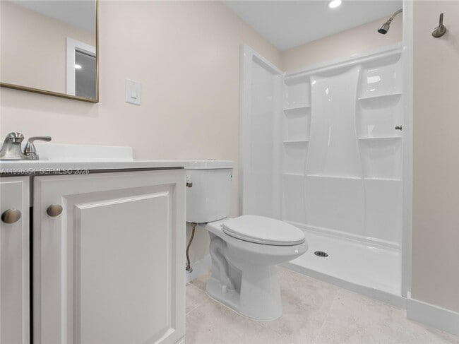 Building Photo - 7401 SW 38th St