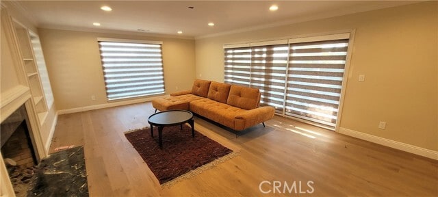 Building Photo - 1845 N Santa Anita Ave