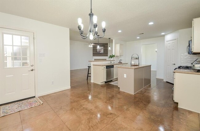 Building Photo - 17722 Meadow Crossing Ln