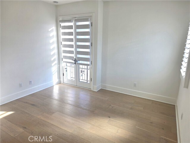 Building Photo - 102 Vigna