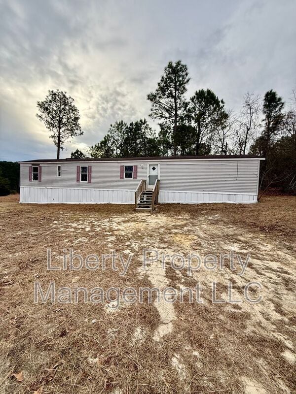 Building Photo - 48 Hillside Ln